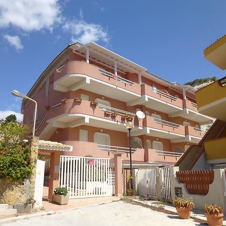 ריאלמונטה Appartamenti Scala Dei Turchi Villa Saporito מראה חיצוני תמונה